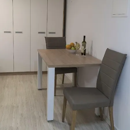 Elegant Studio On The Prime Location *